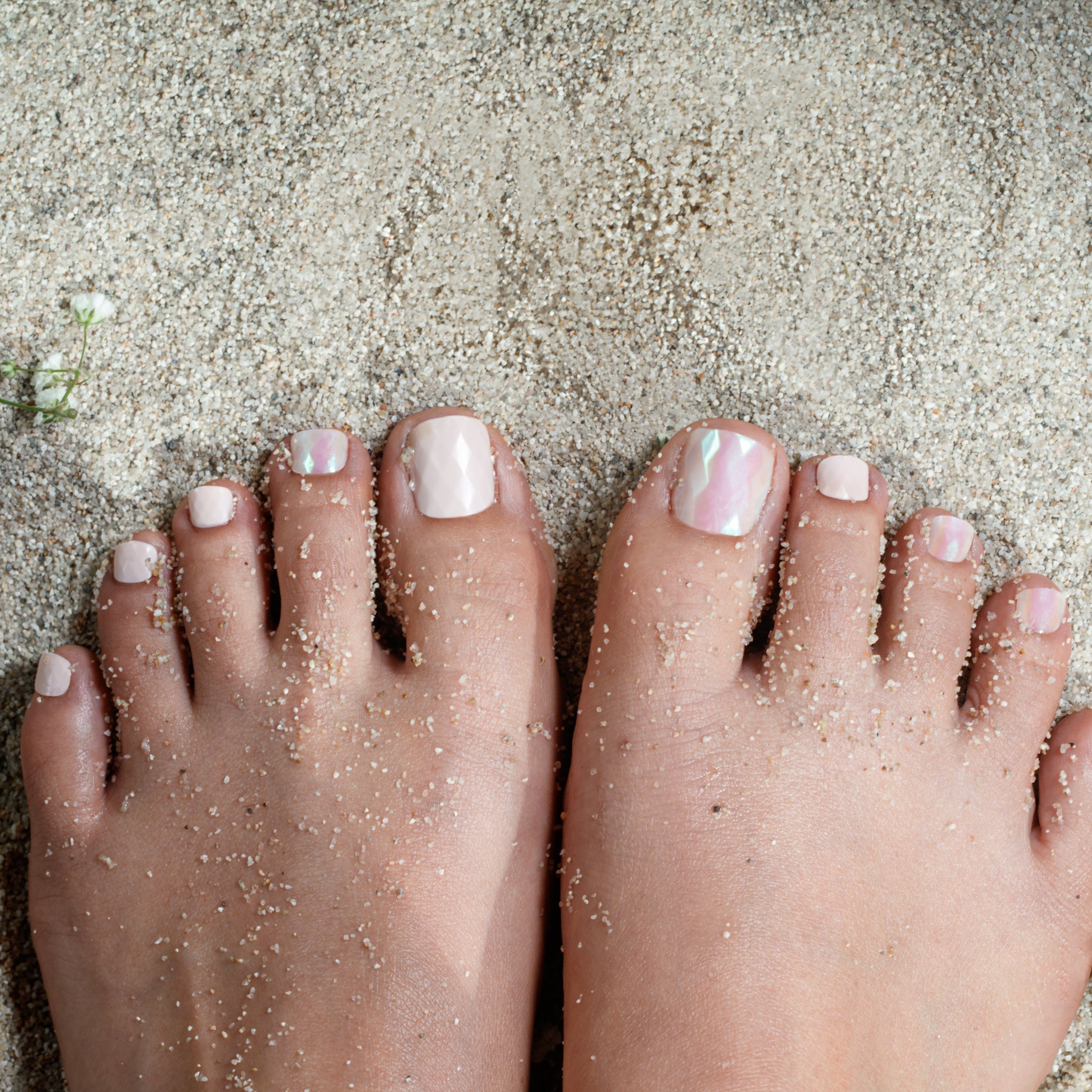 pink gel nails for toes