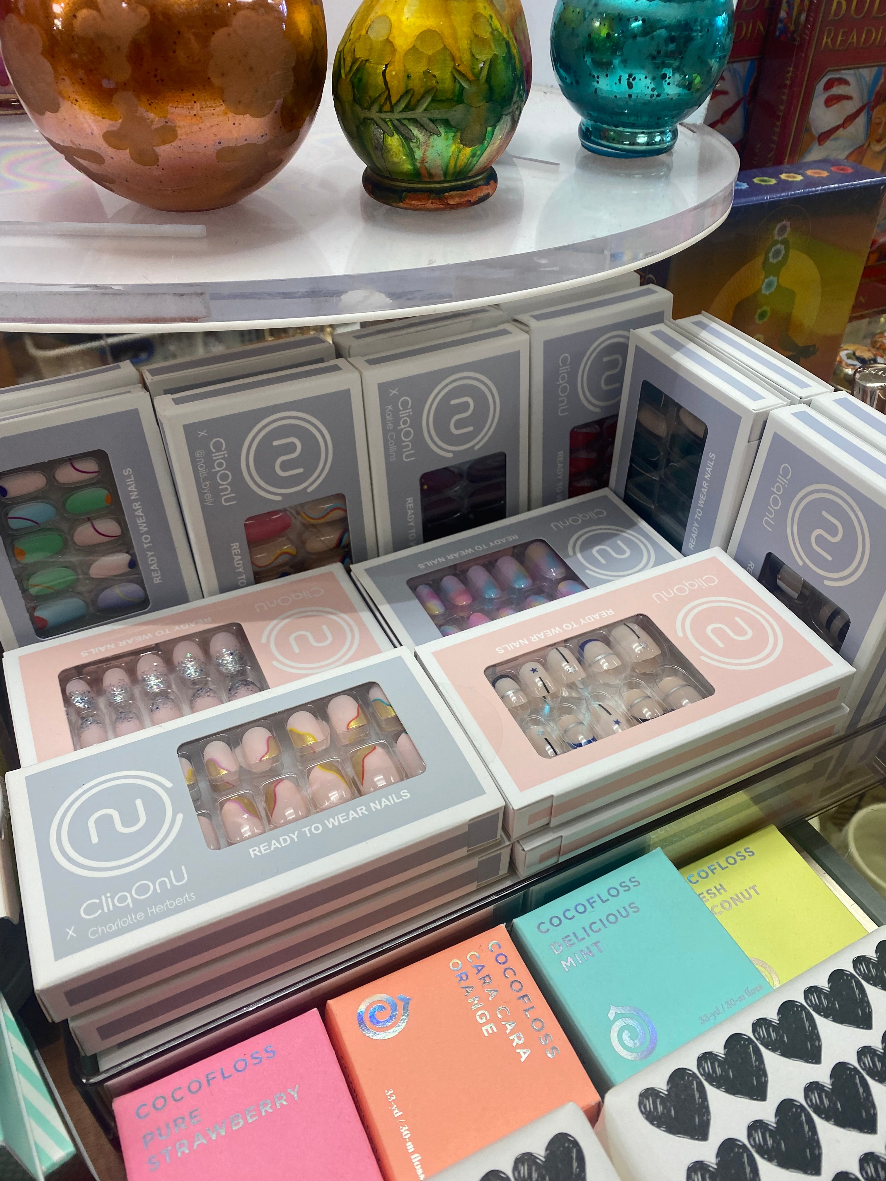 Cliq-ing with Boutique Stores at the Heart of It