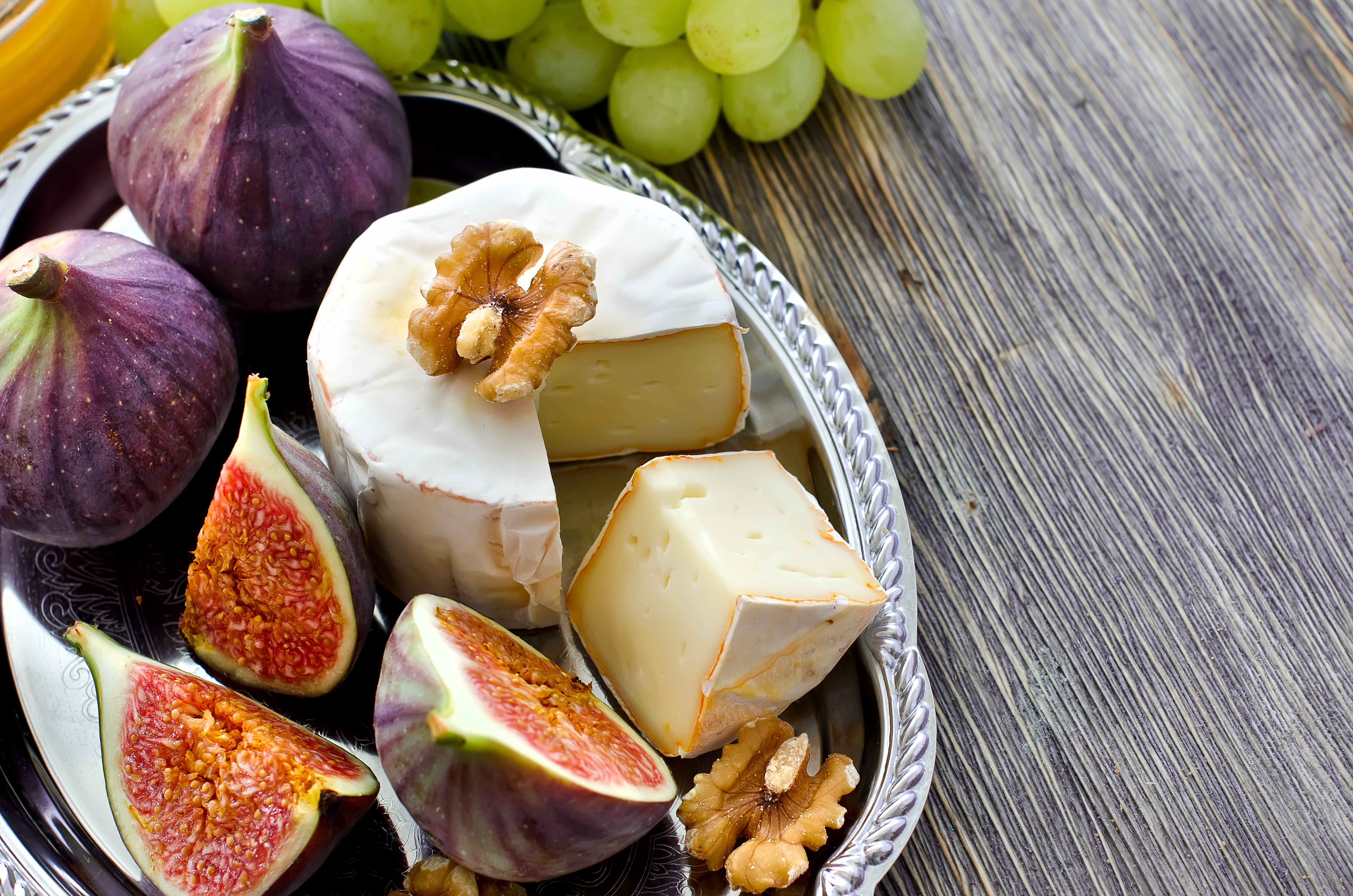 What's In Season, Food & Fashion