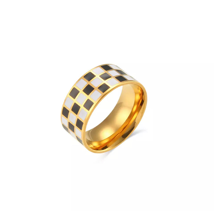 Cali Checkmate Ring